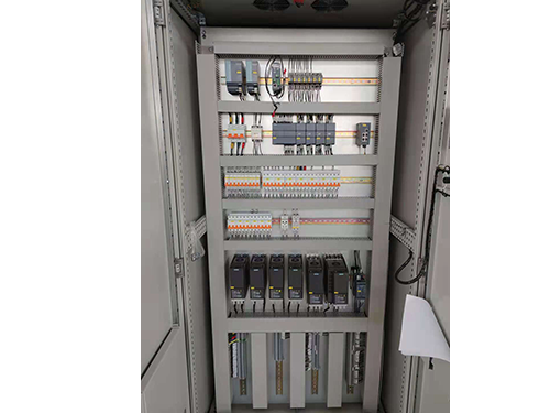 电控柜图1
